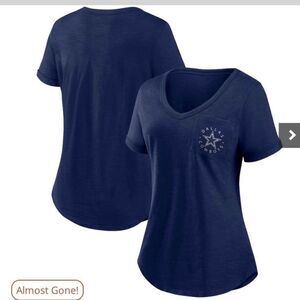 NFL Dallas Cowboys Retro Star Logo Womens Blue T-Shirt Size Medium new v neck NW